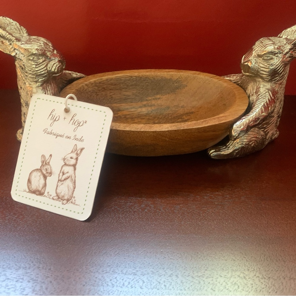 NWT Hip & Hop Wooden Bowl with Silver Rabbit Accents - Perfect for Easter!